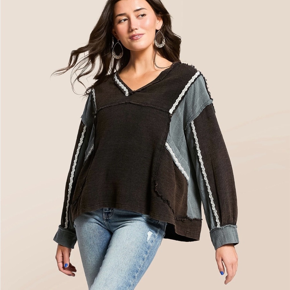 Pol Black And Brown V-Neck Sweater